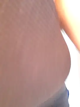 megan2021 online show from February 26, 2025, 1:43 pm