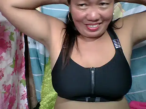 Snapshot of pinaySandra chatting on November 15, 2025, 1:42 am pinaySandra online show from November 15, 2025, 1:42 am