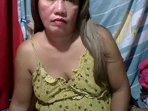 Snapshot of pinaySandra chatting on November 25, 2025, 3:01 pm pinaySandra online show from November 25, 2025, 3:01 pm