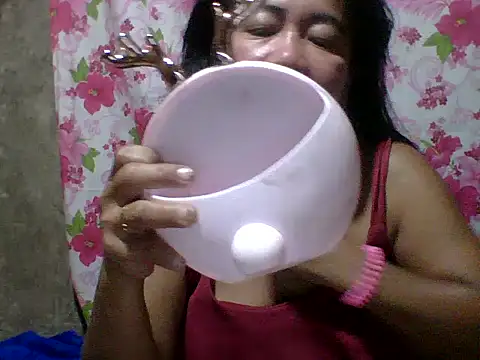 Snapshot of pinaySandra chatting on October 30, 2025, 7:22 pm pinaySandra online show from October 30, 2025, 7:22 pm