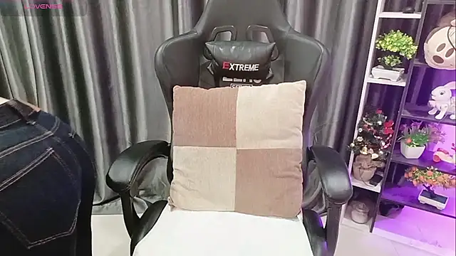 Yuki-yio online show from March 24, 2026, 1:16 am