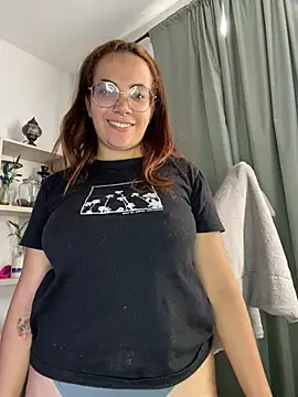 Snapshot of Emma_Wish chatting on January 24, 2025, 3:34 pm Emma Wish online show from January 24, 2025, 3:34 pm