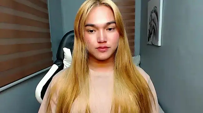 Snapshot of MoaningKylie chatting on January 26, 2025, 1:09 am MoaningKylie online show from January 26, 2025, 1:09 am