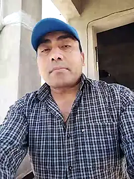 Snapshot of Pitercom chatting on March 19, 2025, 6:57 am Pitercom online show from March 19, 2025, 6:57 am