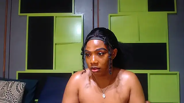 SexyAssDivaxxx online show from October 17, 2025, 5:33 am