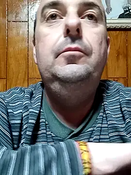 Hot-pico76 online show from December 27, 2024, 9:32 pm