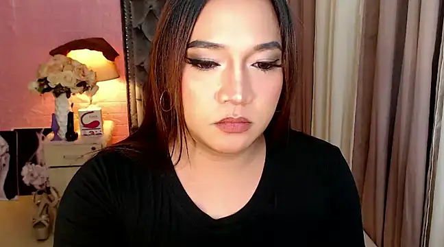 Urgirl Ekang online show from January 13, 2025, 8:15 pm