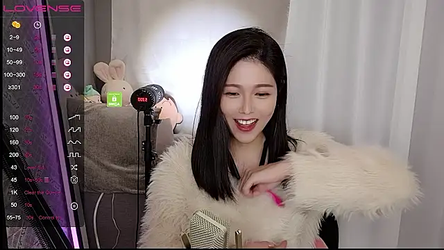 tw lala online show from December 2, 2024, 4:04 pm