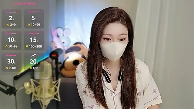 tw lala online show from October 24, 2025, 4:39 pm