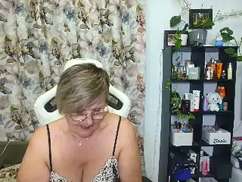 Selenna57 online show from December 14, 2024, 6:30 pm