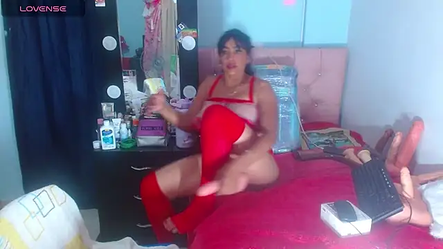 Snapshot of Alexaqueen1 chatting on May 16, 2026, 11:48 pm Alexaqueen1 online show from May 16, 2026, 11:48 pm
