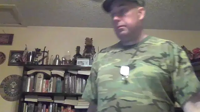 ThriilSergeant15 online show from November 7, 2025, 11:41 pm