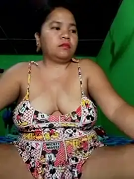 Snapshot of hotpussyxxx33x chatting on April 21, 2026, 7:53 pm hotpussyxxx33x online show from April 21, 2026, 7:53 pm