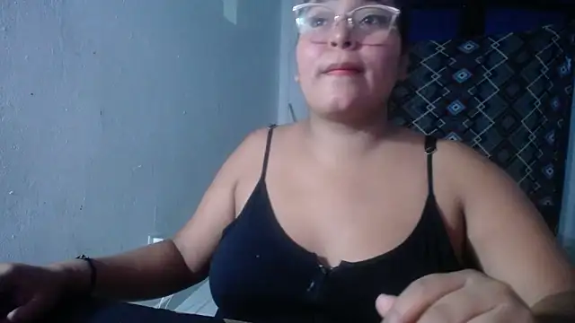 sirena 15 online show from March 16, 2026, 5:37 am