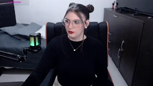 xxbbtaa online show from May 24, 2026, 1:27 am