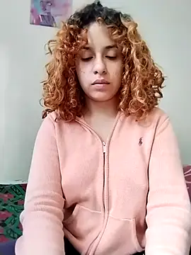 Snapshot of EmmaMelissa0521 chatting on December 14, 2025, 5:51 pm EmmaMelissa0521 online show from December 14, 2025, 5:51 pm