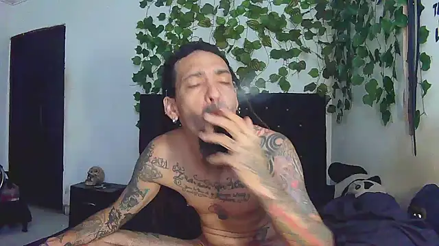 caribbeanlover1 online show from April 22, 2026, 1:51 pm