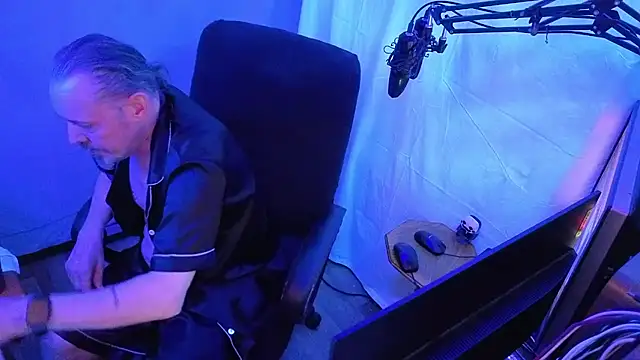 Richy  Rich  online show from April 10, 2026, 12:50 am