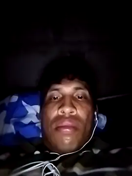 cachondo1610 online show from March 4, 2025, 3:33 am