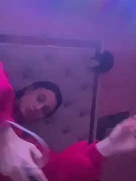 Flossy Vettie online show from October 27, 2025, 10:00 pm