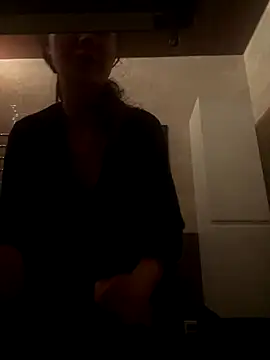 Flossy Vettie online show from October 18, 2025, 3:25 pm