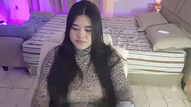 Snapshot of feluriana chatting on April 28, 2026, 8:46 pm feluriana online show from April 28, 2026, 8:46 pm