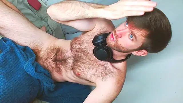 Snapshot of BlueEyedJason chatting on October 20, 2025, 11:49 pm BlueEyedJason online show from October 20, 2025, 11:49 pm