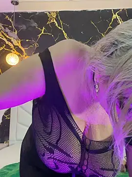 scarlett sexx69 online show from April 17, 2026, 11:35 am