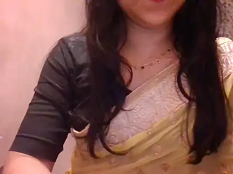 Pinky 4 online show from June 9, 2026, 5:58 pm