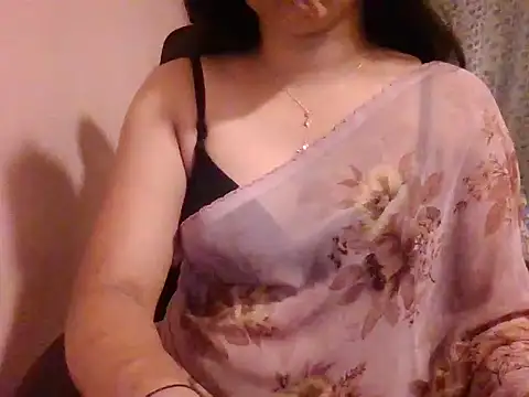 Snapshot of Pinky_4 chatting on March 21, 2025, 5:56 pm Pinky 4 online show from March 21, 2025, 5:56 pm