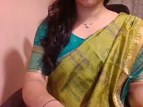 Snapshot of Pinky_4 chatting on March 6, 2025, 5:33 pm Pinky 4 online show from March 6, 2025, 5:33 pm