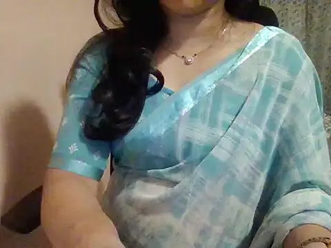 Snapshot of Pinky_4 chatting on March 3, 2025, 5:41 pm Pinky 4 online show from March 3, 2025, 5:41 pm
