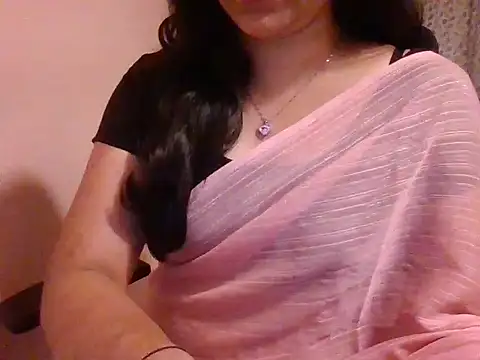 Snapshot of Pinky_4 chatting on March 18, 2025, 5:55 pm Pinky 4 online show from March 18, 2025, 5:55 pm