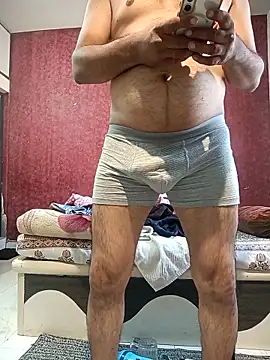 Snapshot of hornydick4you chatting on December 2, 2025, 5:20 am hornydick4you online show from December 2, 2025, 5:20 am