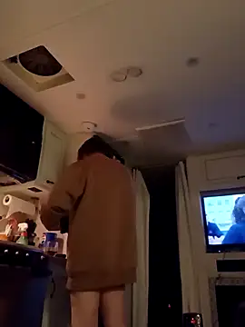 EZYves online show from February 14, 2026, 1:00 pm