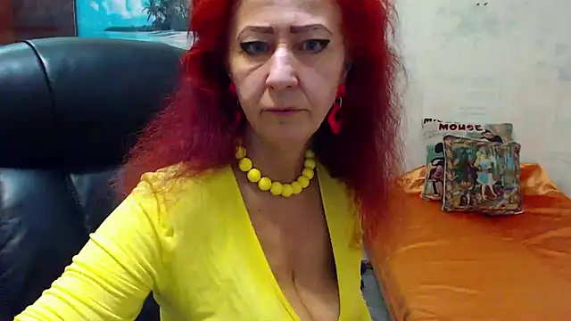 Snapshot of MilayaDFlow chatting on June 15, 2026, 7:35 pm MilayaDFlow online show from June 15, 2026, 7:35 pm