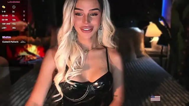 webcumgodess online show from November 12, 2025, 4:33 pm