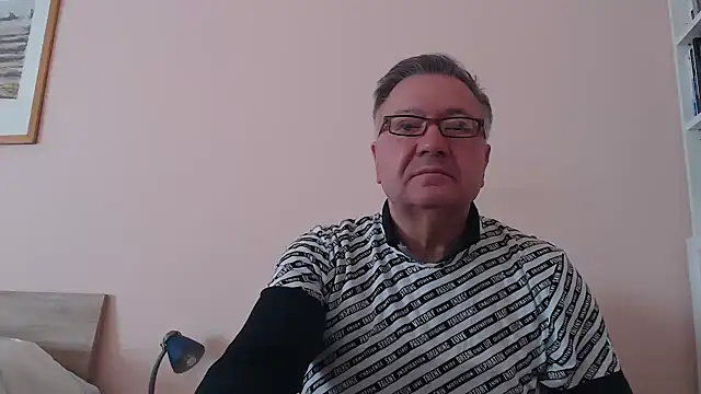 YOU6me online show from November 23, 2025, 8:57 am