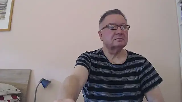 YOU6me online show from September 22, 2025, 6:52 am