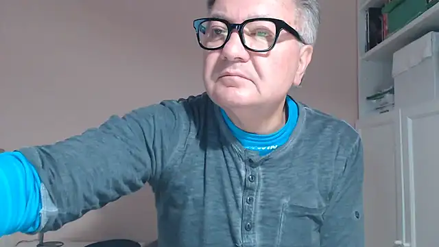 YOU6me online show from January 10, 2026, 8:53 am