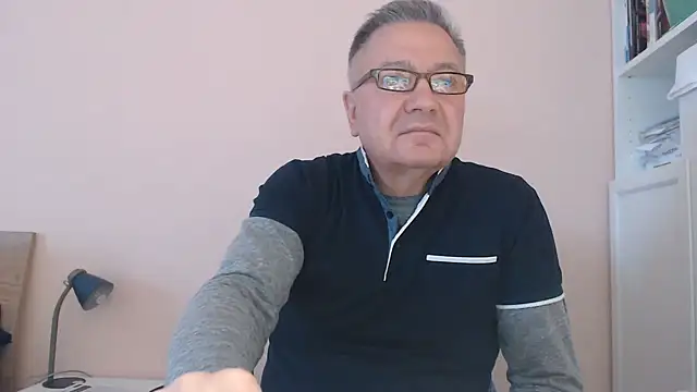 YOU6me online show from October 21, 2025, 2:49 pm