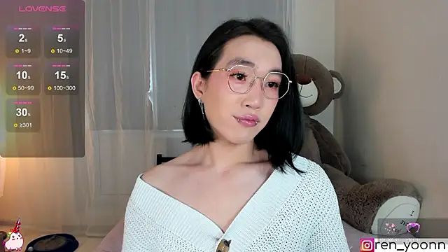 Snapshot of Ren_yoon chatting on June 1, 2026, 8:58 am Ren yoon online show from June 1, 2026, 8:58 am