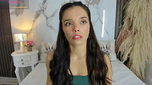 Snapshot of hannahill69 chatting on February 26, 2026, 4:56 am hannahill69 online show from February 26, 2026, 4:56 am