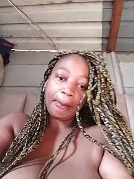 Snapshot of winterqueenx chatting on May 30, 2026, 6:20 am winterqueenx online show from May 30, 2026, 6:20 am