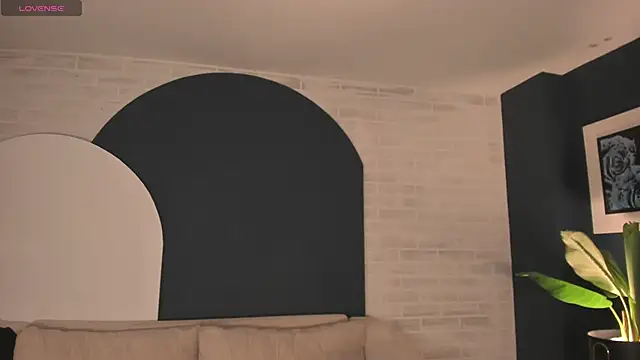 Snapshot of AnaDurant chatting on October 19, 2025, 12:19 pm AnaDurant online show from October 19, 2025, 12:19 pm