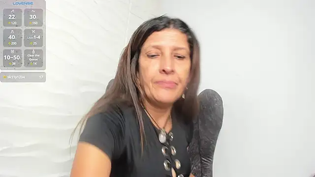Snapshot of Keyla_Milf chatting on February 20, 2025, 2:51 am Keyla Milf online show from February 20, 2025, 2:51 am