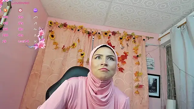 Snapshot of DarshaKhemu chatting on November 19, 2025, 8:42 pm DarshaKhemu online show from November 19, 2025, 8:42 pm