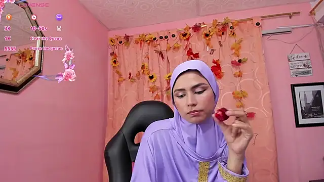 Snapshot of DarshaKhemu chatting on November 27, 2025, 8:42 pm DarshaKhemu online show from November 27, 2025, 8:42 pm