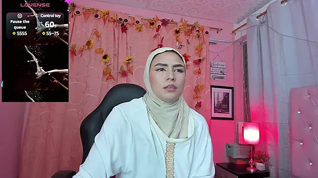 DarshaKhemu online show from February 3, 2025, 8:57 pm