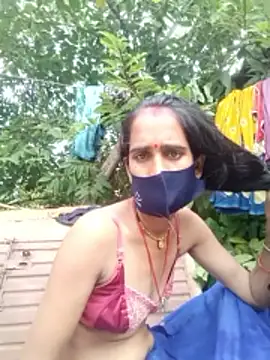 Mohni Das online show from October 26, 2025, 4:02 am